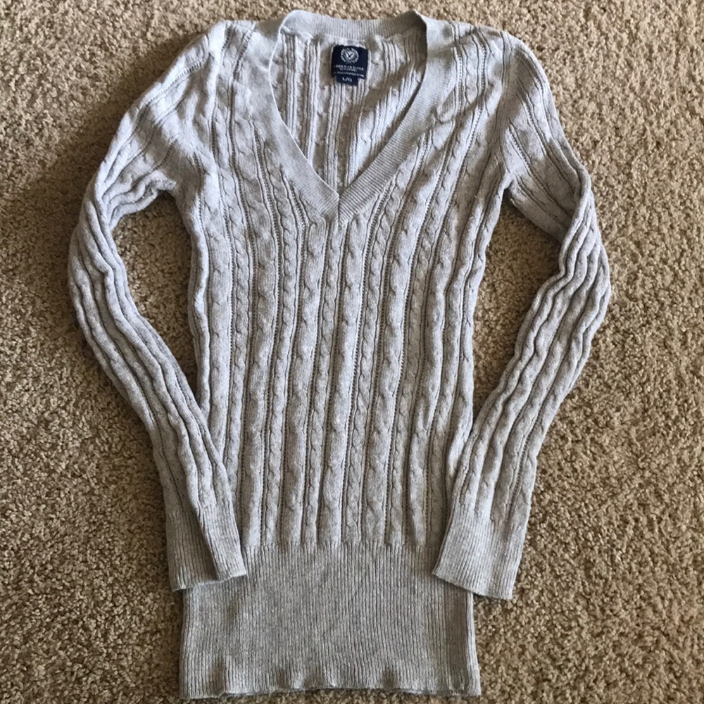 American Eagle sweater
